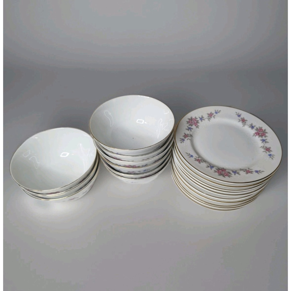 Vintage Tatung Rice Bowls And Plates Taiwan Gold Rim Set of 19 Floral